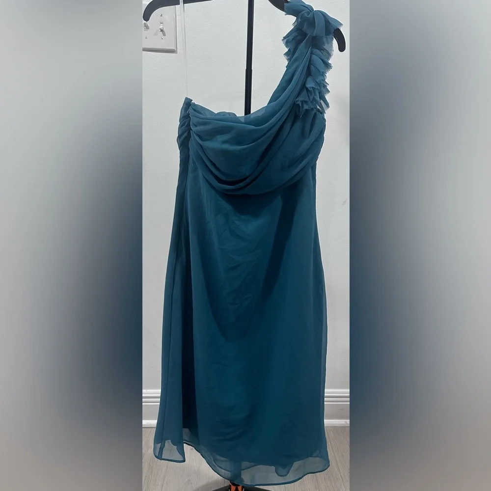 Jim Hjelm Occasions Elegant Teal One-Shoulder Dress
Size 10 - Picture 3 of 8